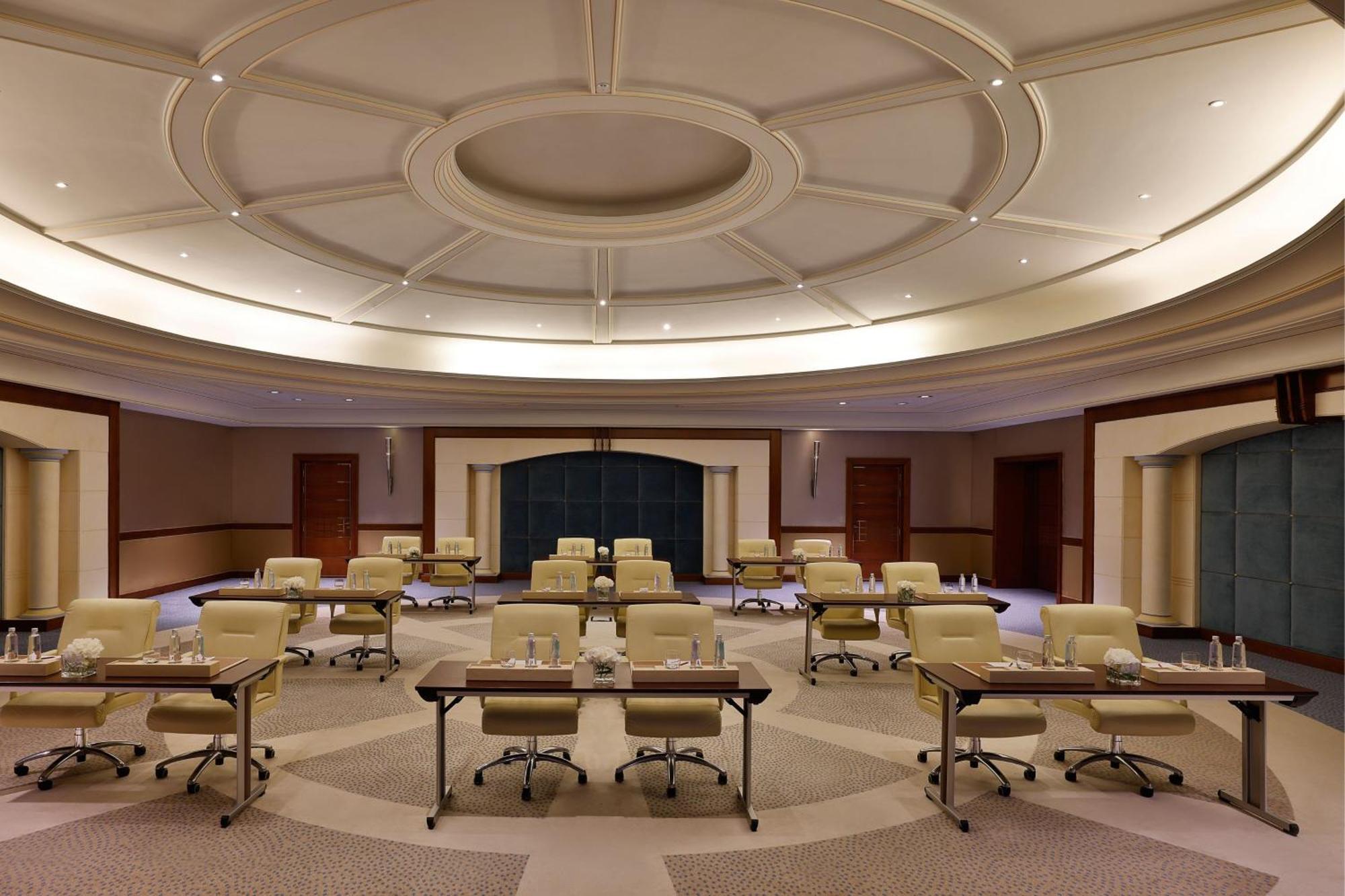 Отель The Ritz-Carlton Джедда Экстерьер фото Meeting room